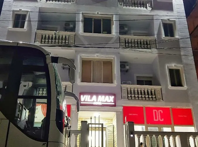 Max Hotel
