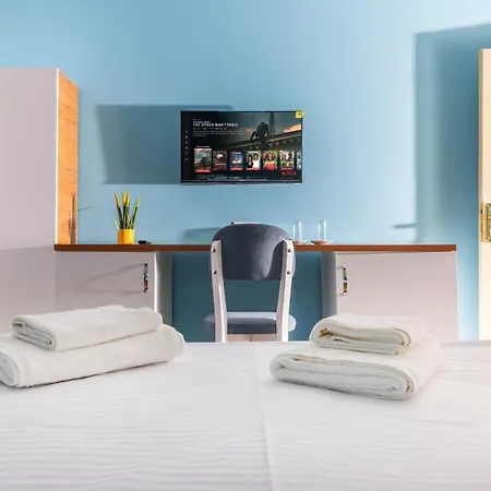 Max Hotel 2*