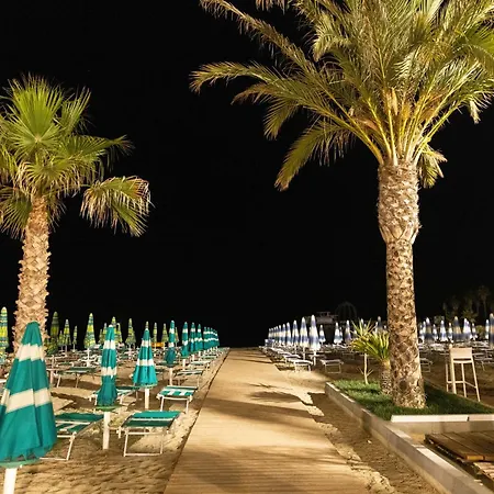 Hotell Max Durrës