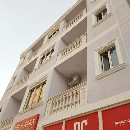 Max Durres